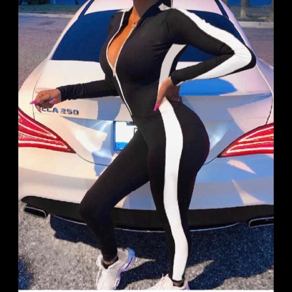 Fitness Jumpsuit Romper - Picture 3 of 5